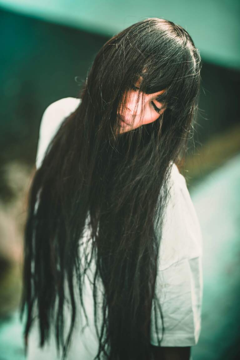 Ożyw swoje włosy matowe dzięki tym prostym trikom